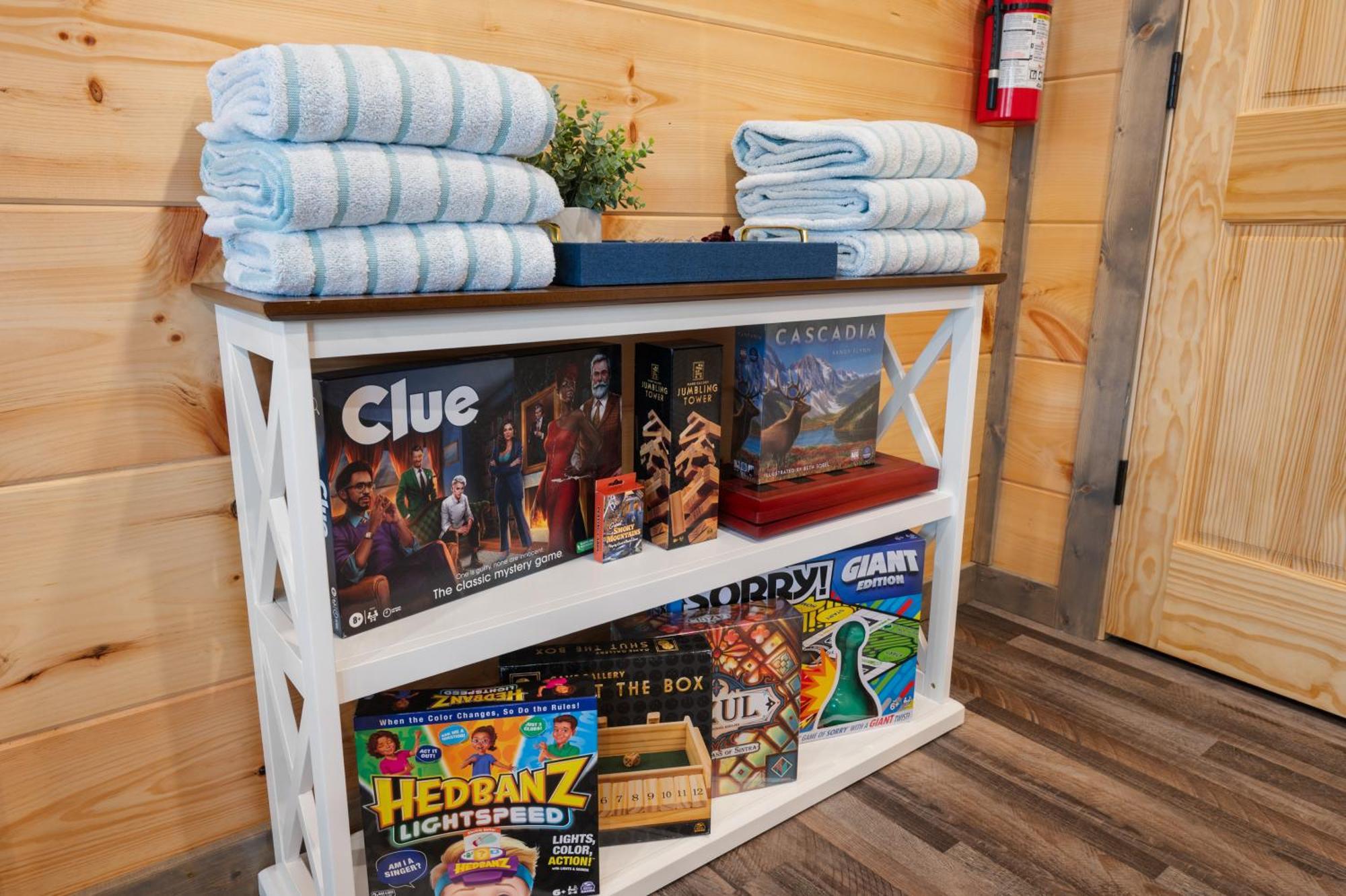 Holiday home Prime Location! Gem Of Dollywood & Pf With Mtn View, Hot Tub & Game Sevierville